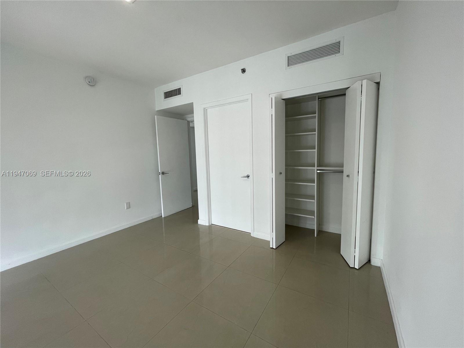 495 Brickell Ave #3810, Miami FL 33131