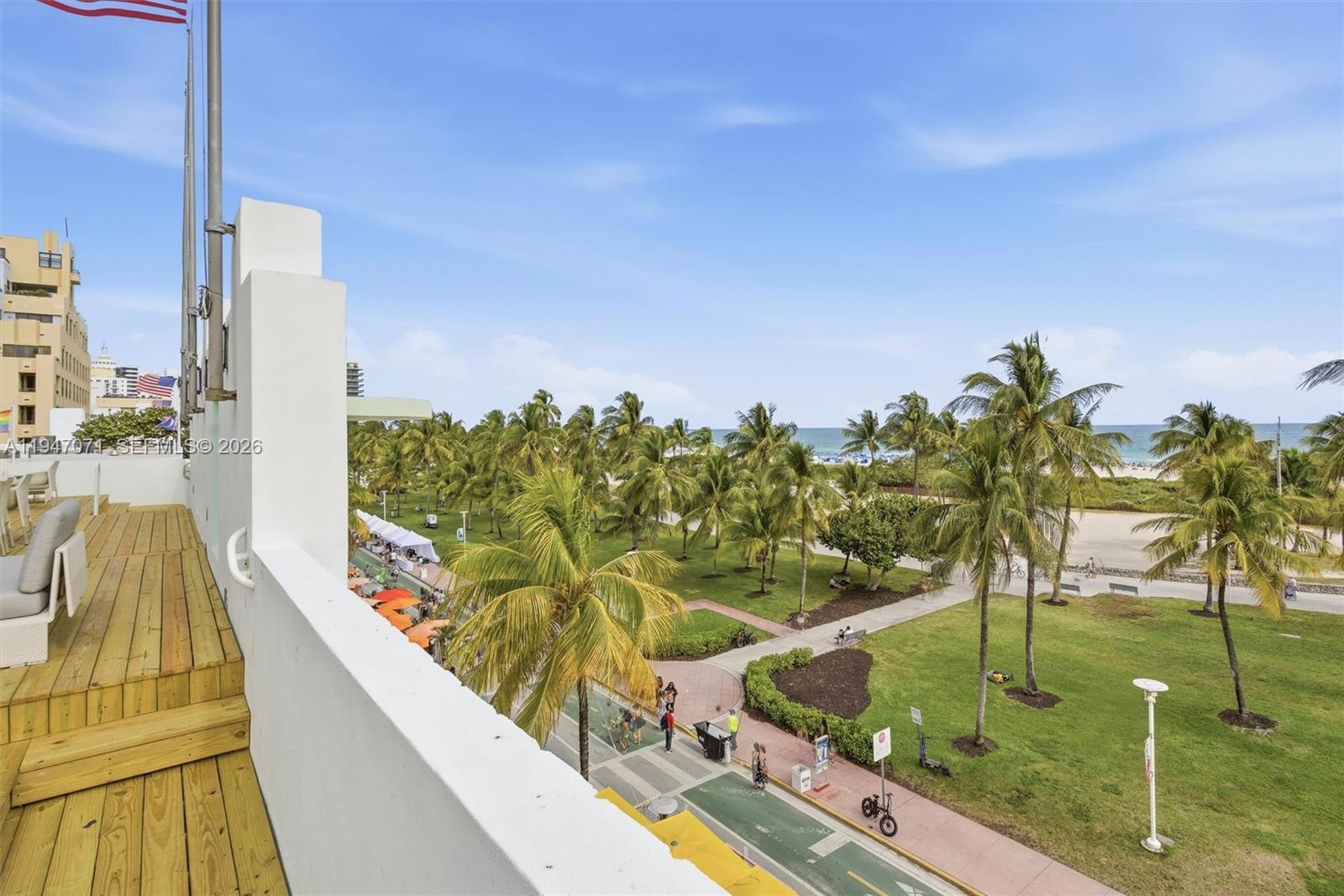 1250 Ocean Dr #PH1, Miami Beach FL 33139