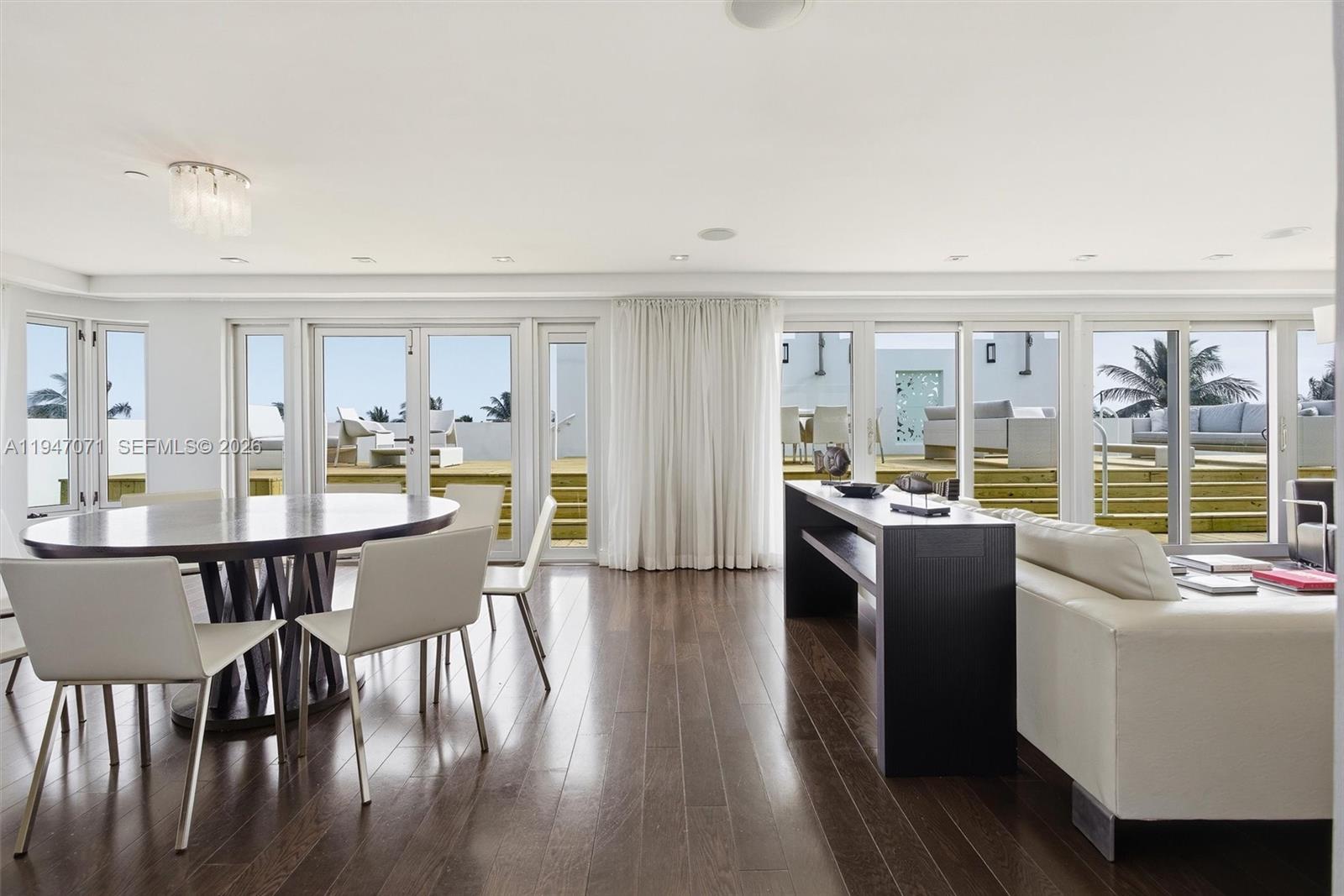 1250 Ocean Dr #PH1, Miami Beach FL 33139