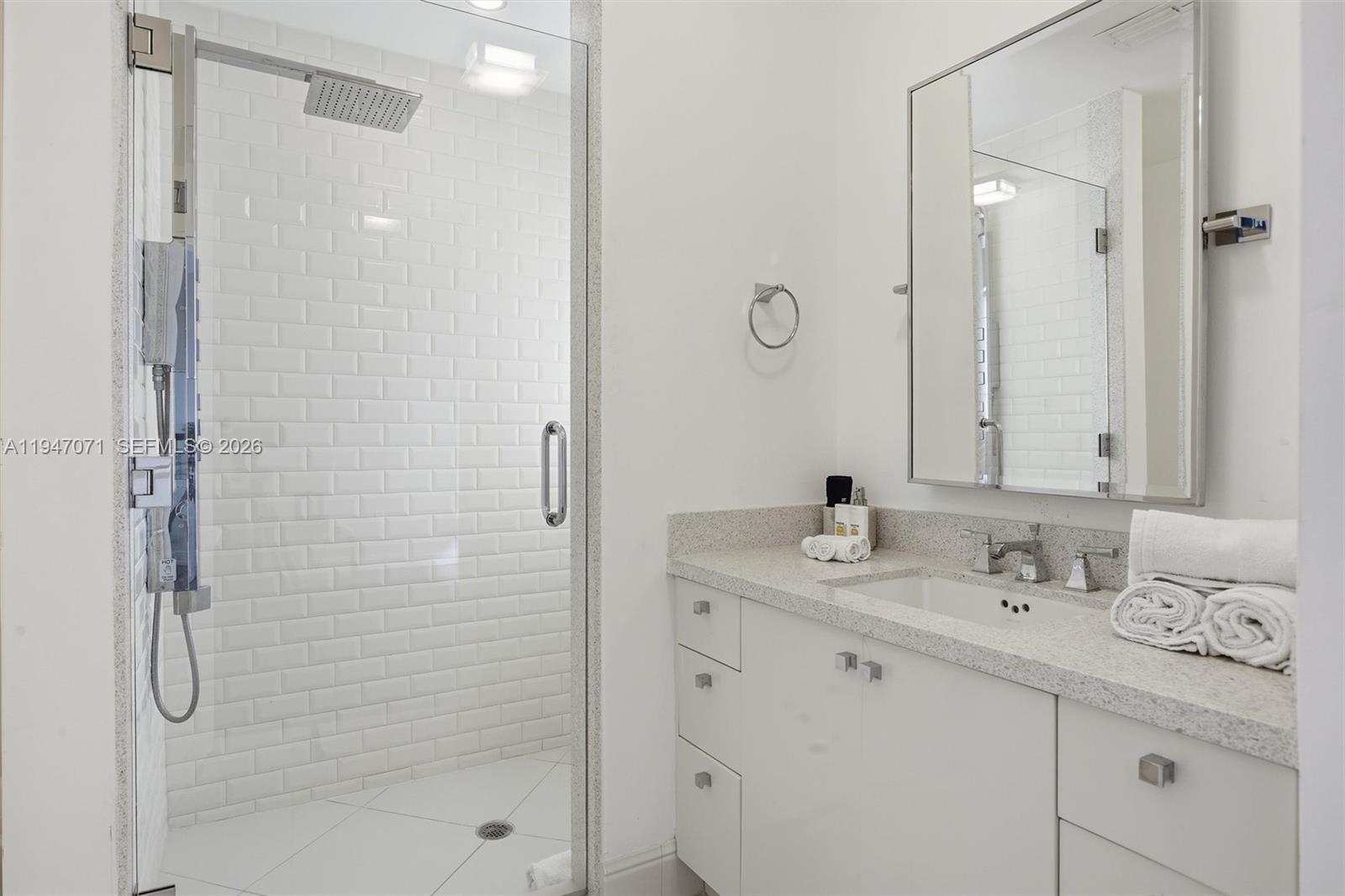 1250 Ocean Dr #PH1, Miami Beach FL 33139
