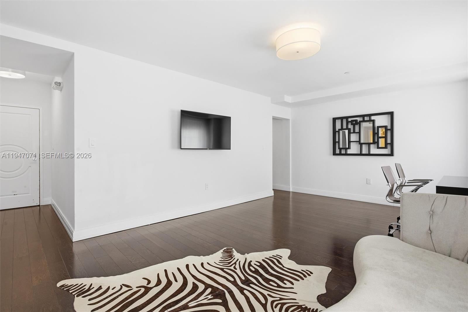 1250 Ocean Dr #PH1, Miami Beach FL 33139