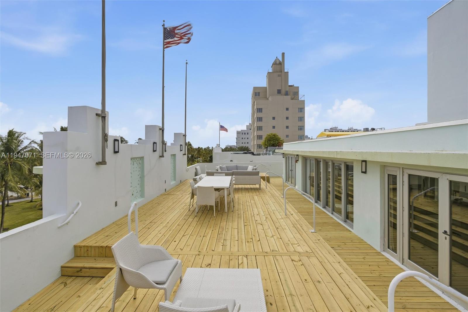 1250 Ocean Dr #PH1, Miami Beach FL 33139