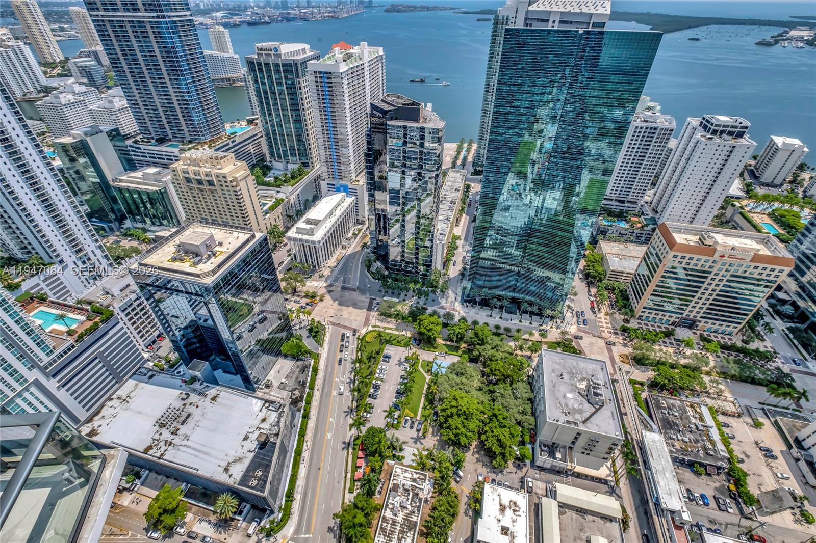 1300 S Miami Ave #PH5001, Miami FL 33130