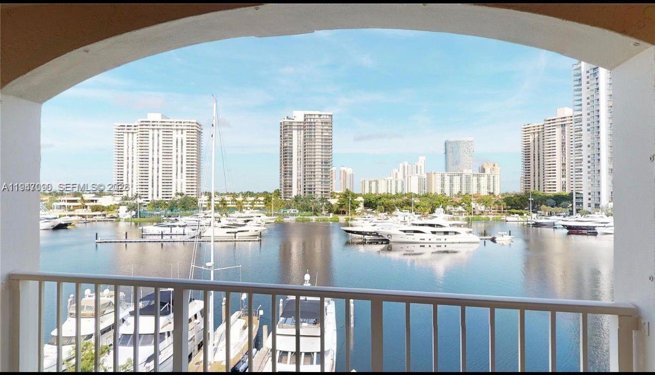 19877 E Country Club Dr #3608, Aventura FL 33180