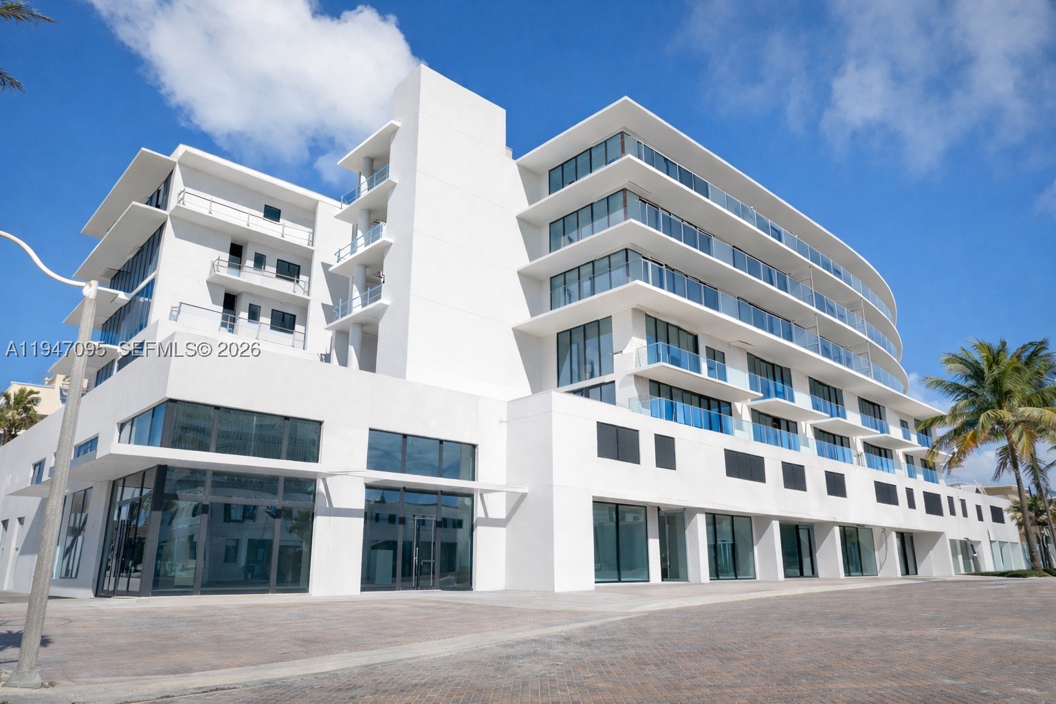 3319 N Ocean Drive #604, Hollywood FL 33019