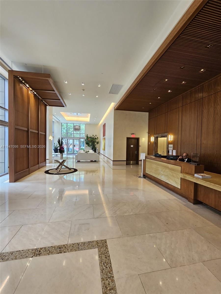 1060 Brickell Ave #1917, Miami FL 33131