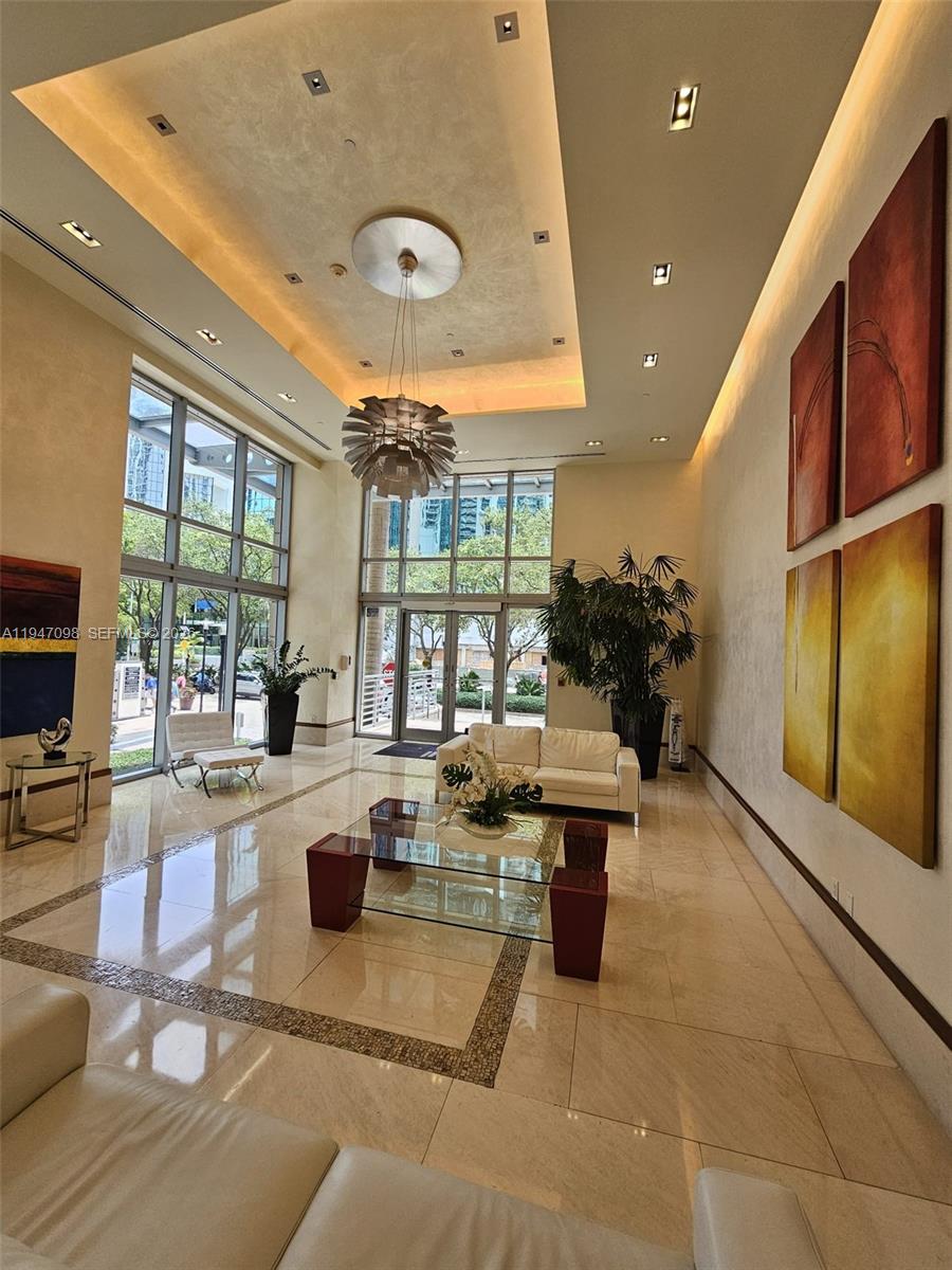 1060 Brickell Ave #1917, Miami FL 33131