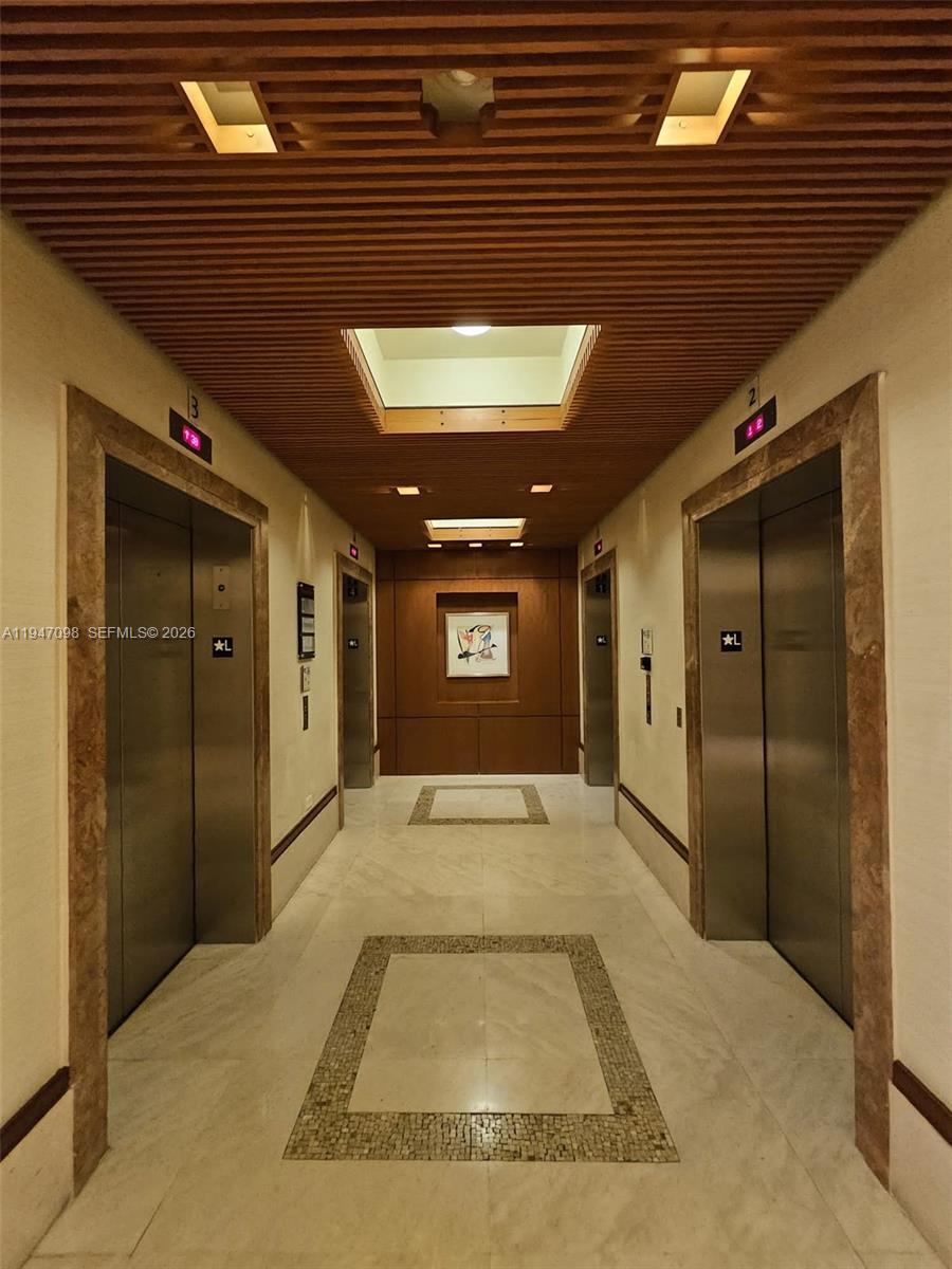 1060 Brickell Ave #1917, Miami FL 33131