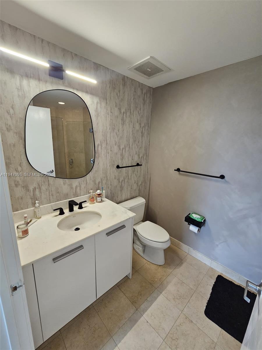 1060 Brickell Ave #1917, Miami FL 33131