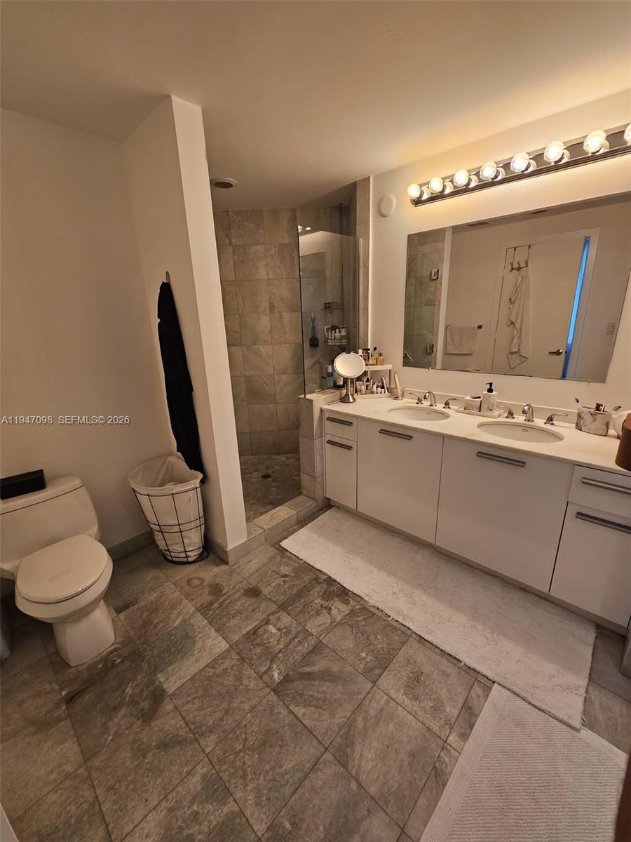 1060 Brickell Ave #1917, Miami FL 33131