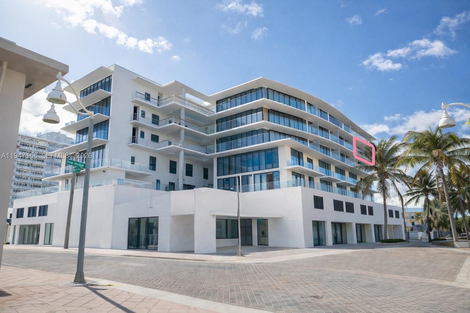 3319 N Ocean Drive #609, Hollywood FL 33019