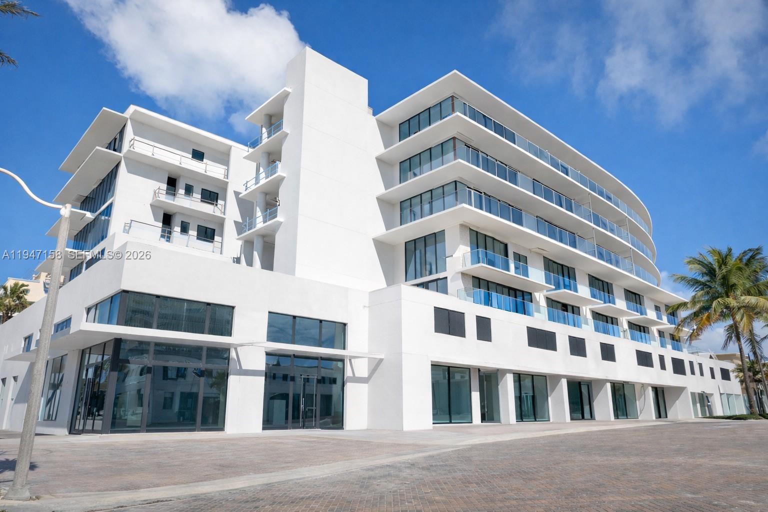 3319 N Ocean Drive #609, Hollywood FL 33019