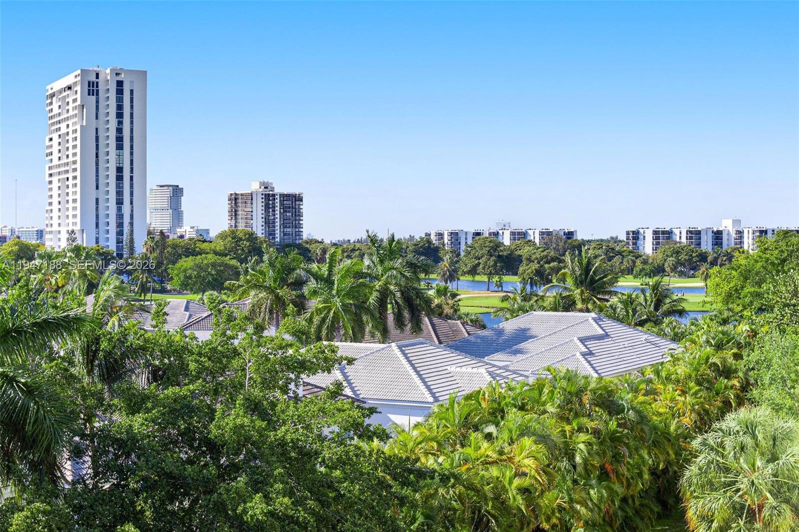 19900 E Country Club Dr #502, Aventura FL 33180