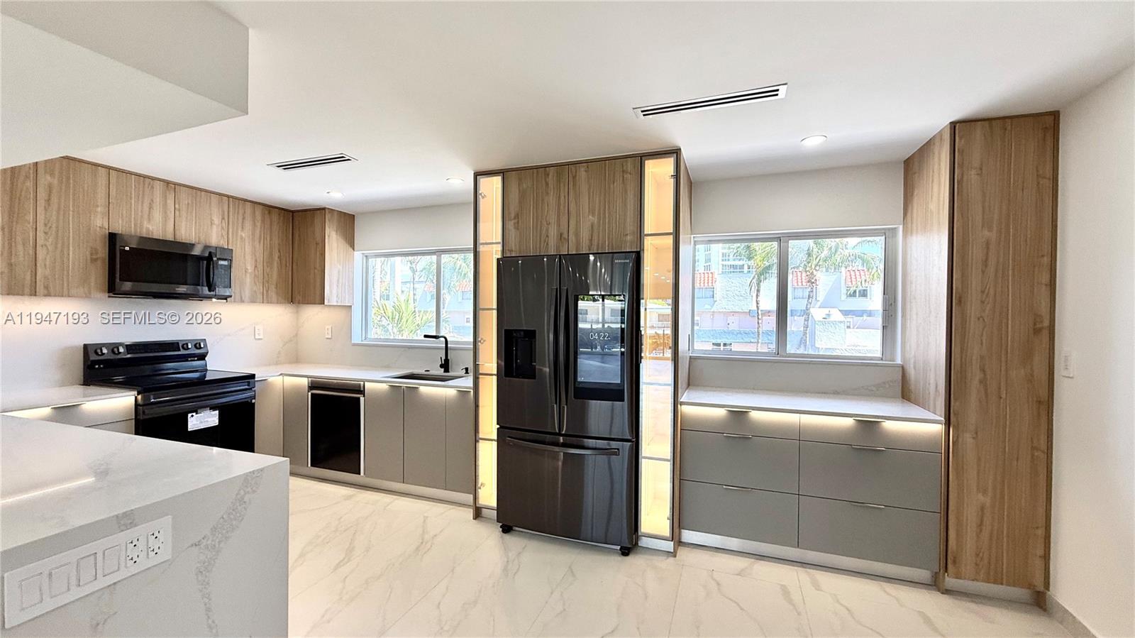 3826 NE 171st St #3826, North Miami Beach FL 33160