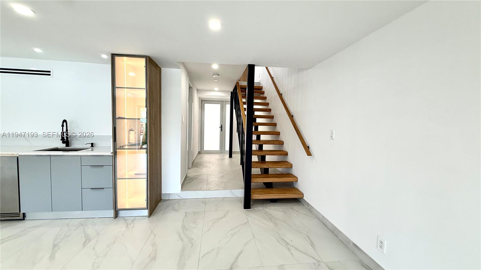 3826 NE 171st St #3826, North Miami Beach FL 33160