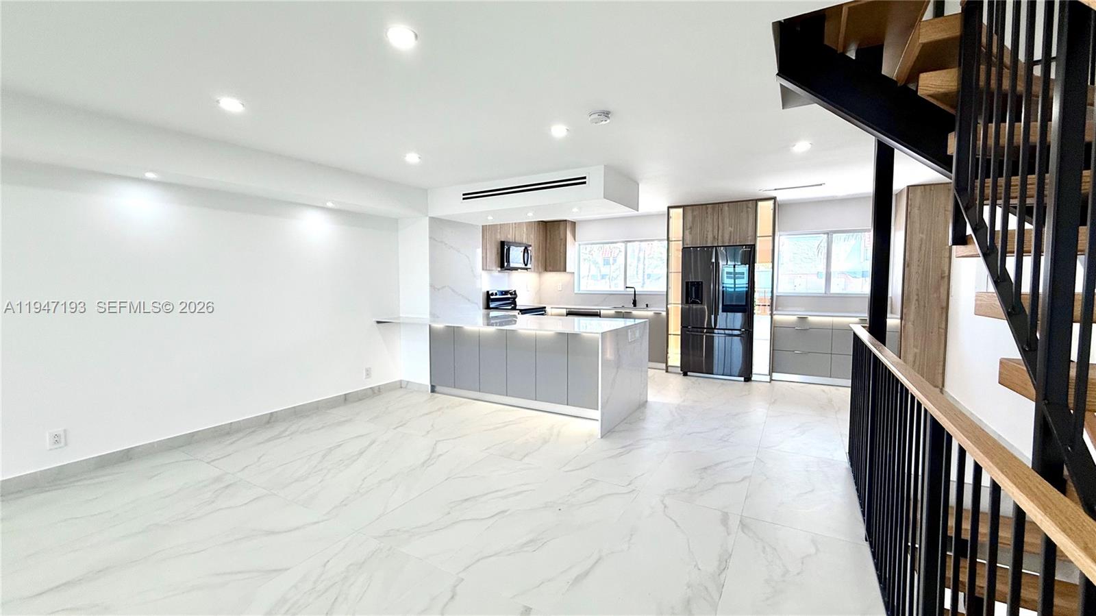 3826 NE 171st St #3826, North Miami Beach FL 33160