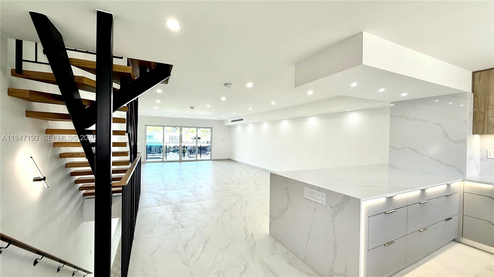 3826 NE 171st St #3826, North Miami Beach FL 33160
