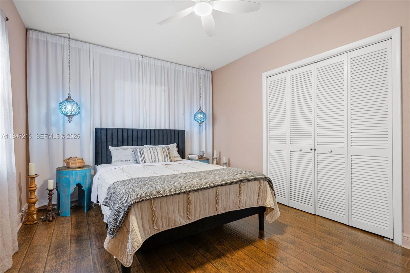 550 Cardinal St, Miami Springs FL 33166