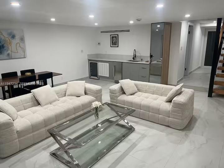3822 NE 171st St #3822, North Miami Beach FL 33160