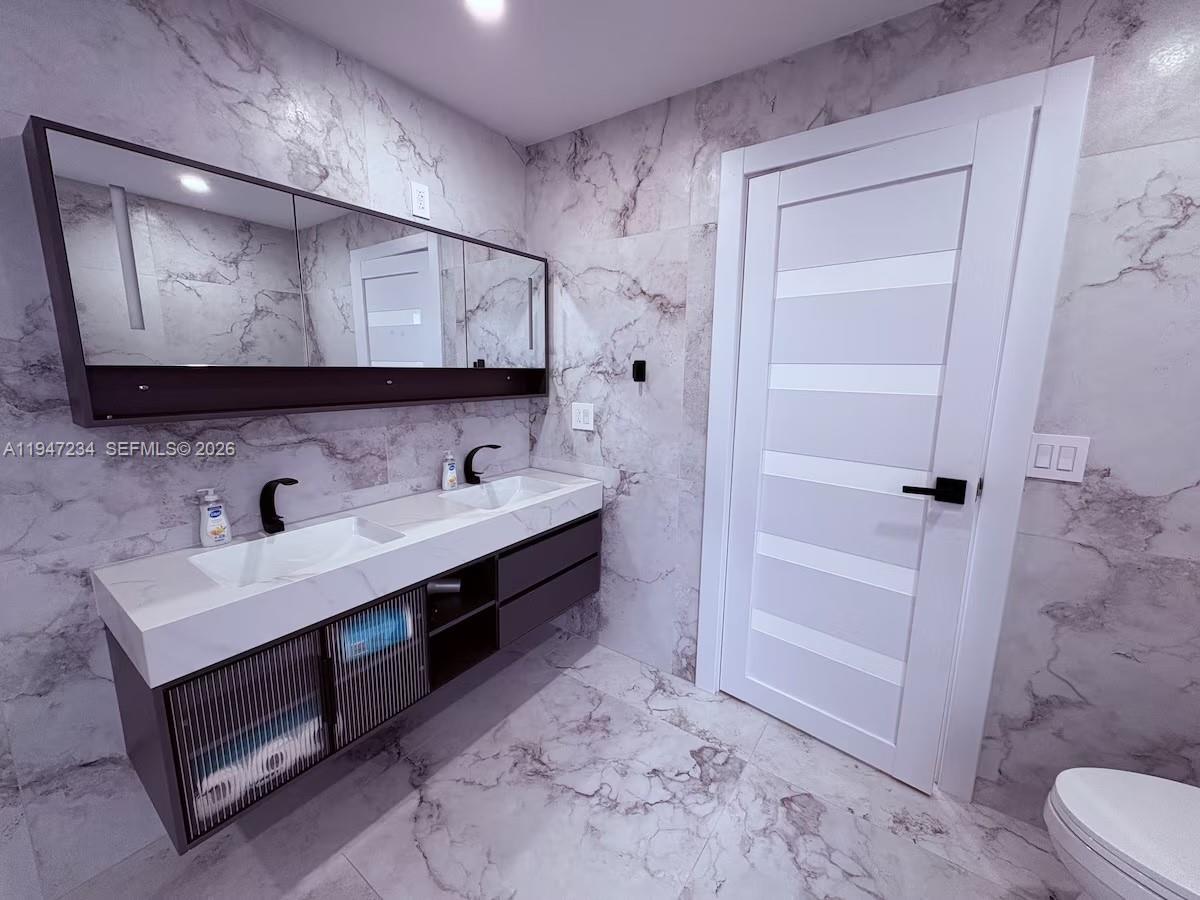 3822 NE 171st St #3822, North Miami Beach FL 33160