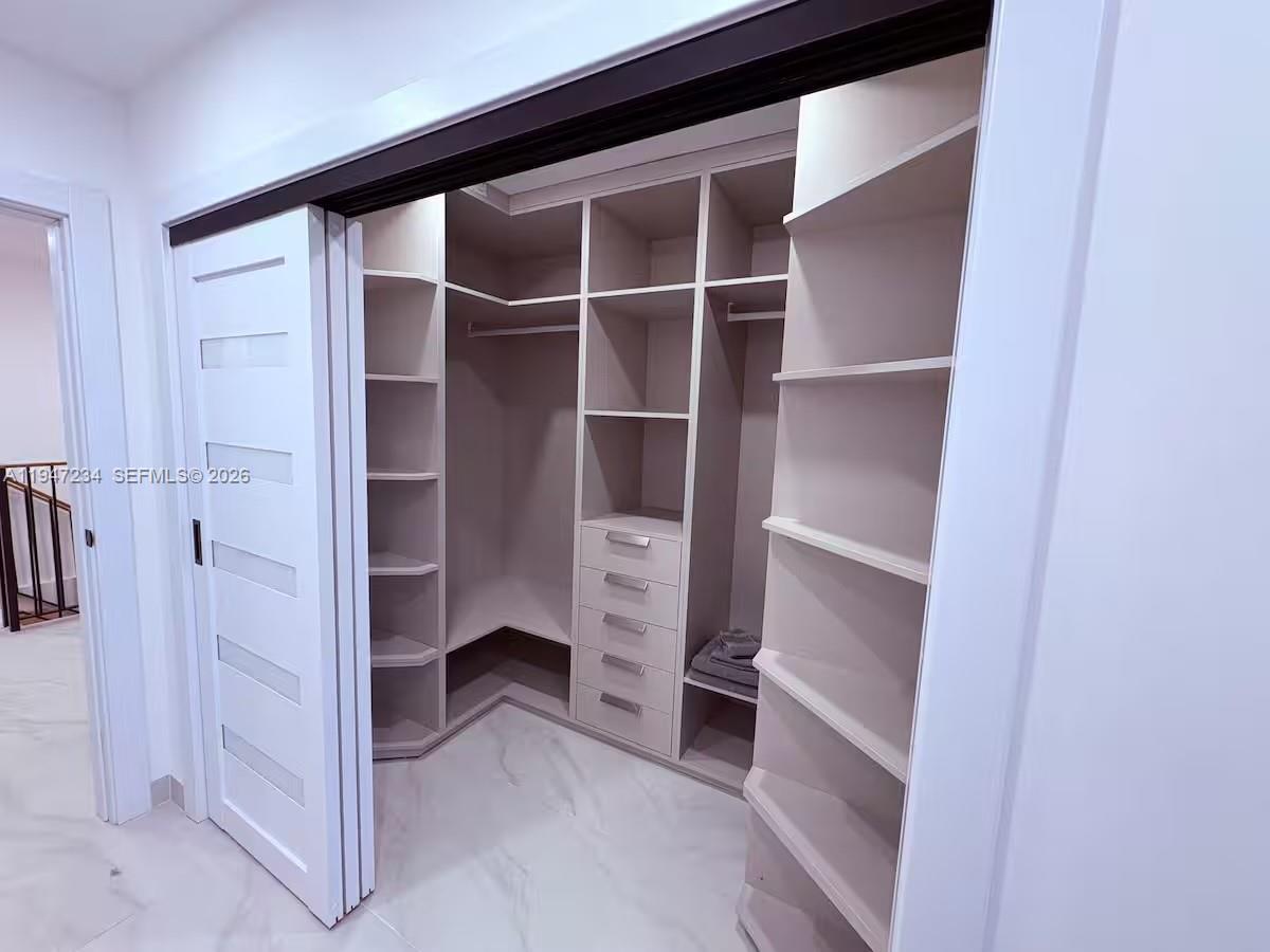 3822 NE 171st St #3822, North Miami Beach FL 33160