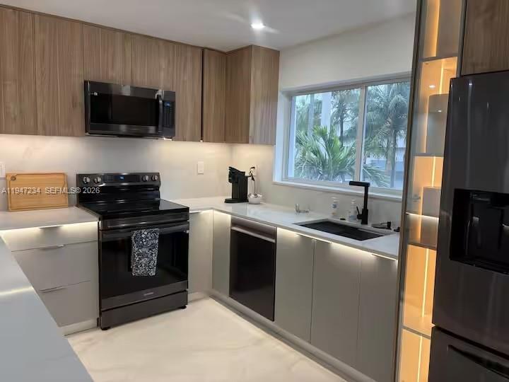 3822 NE 171st St #3822, North Miami Beach FL 33160