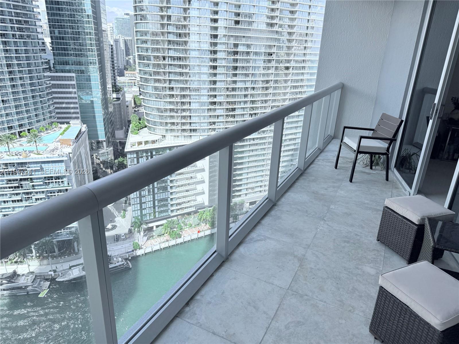 465 Brickell Ave #2906, Miami FL 33131