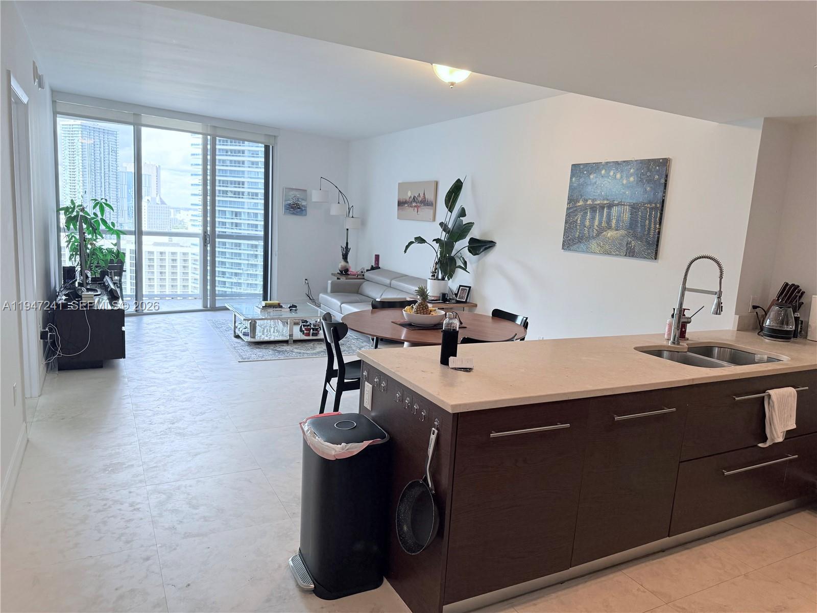 465 Brickell Ave #2906, Miami FL 33131
