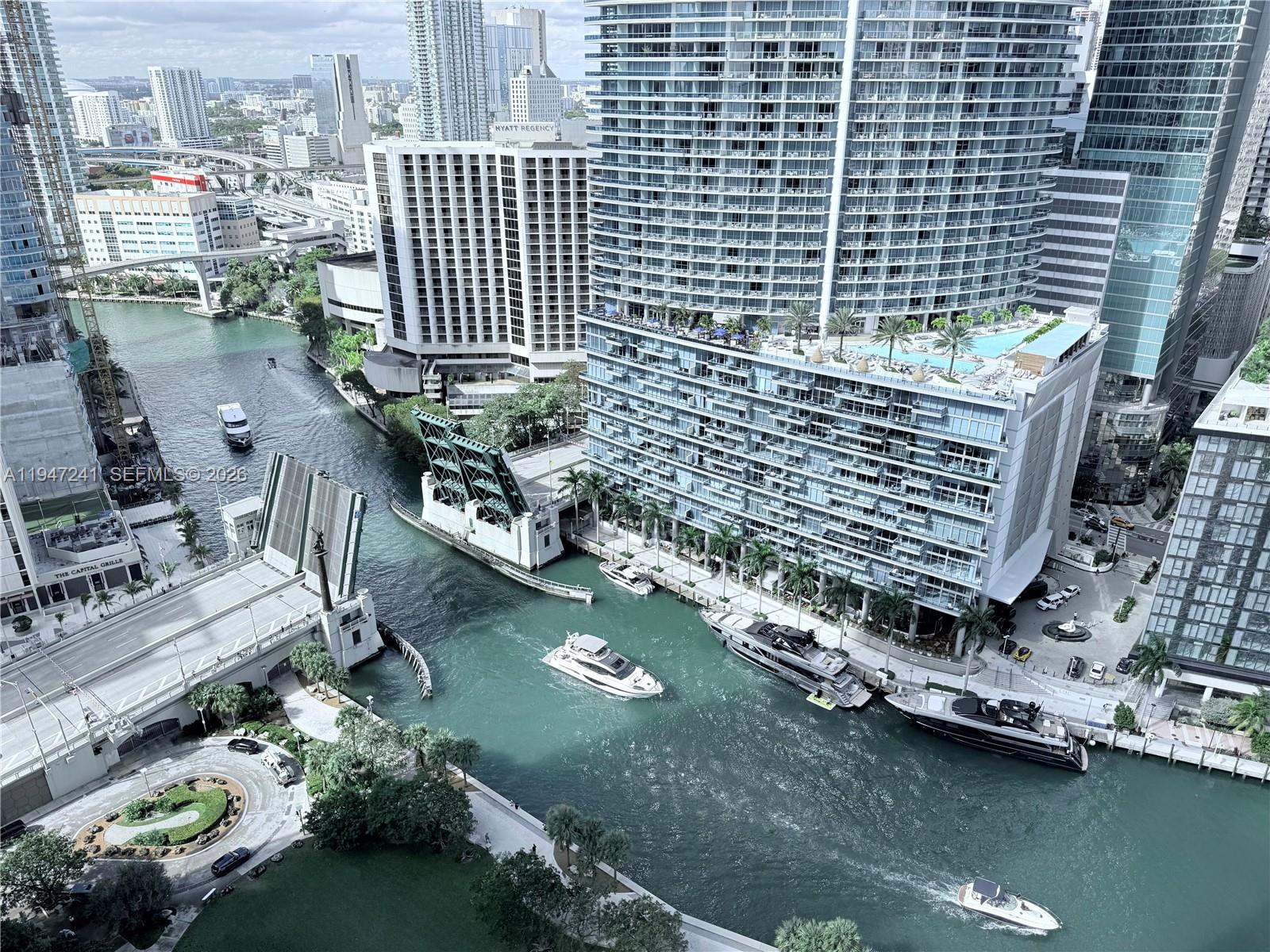 465 Brickell Ave #2906, Miami FL 33131