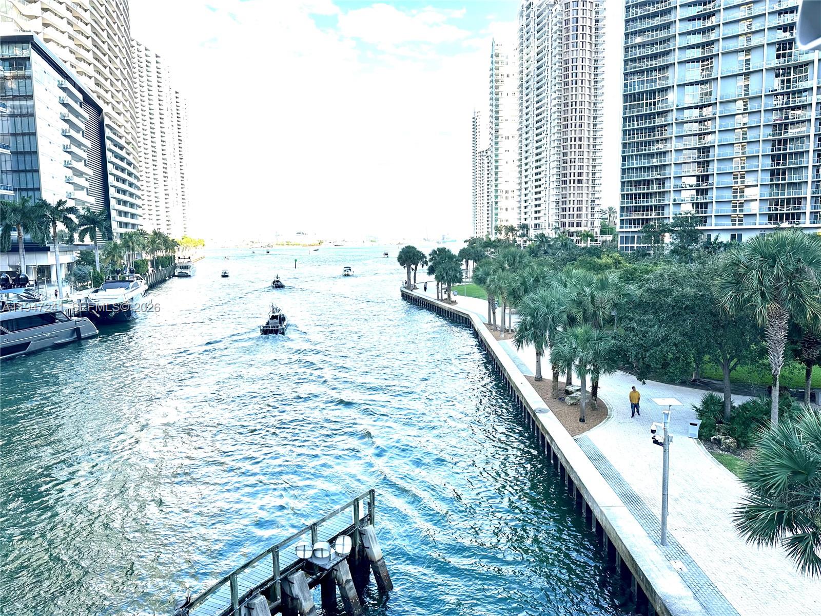 465 Brickell Ave #2906, Miami FL 33131