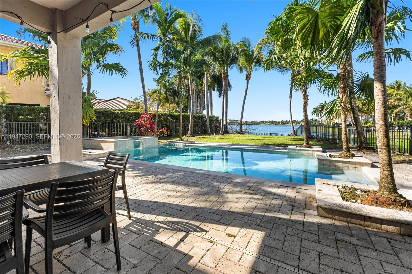 18832 SW 77th Ct, Cutler Bay FL 33157