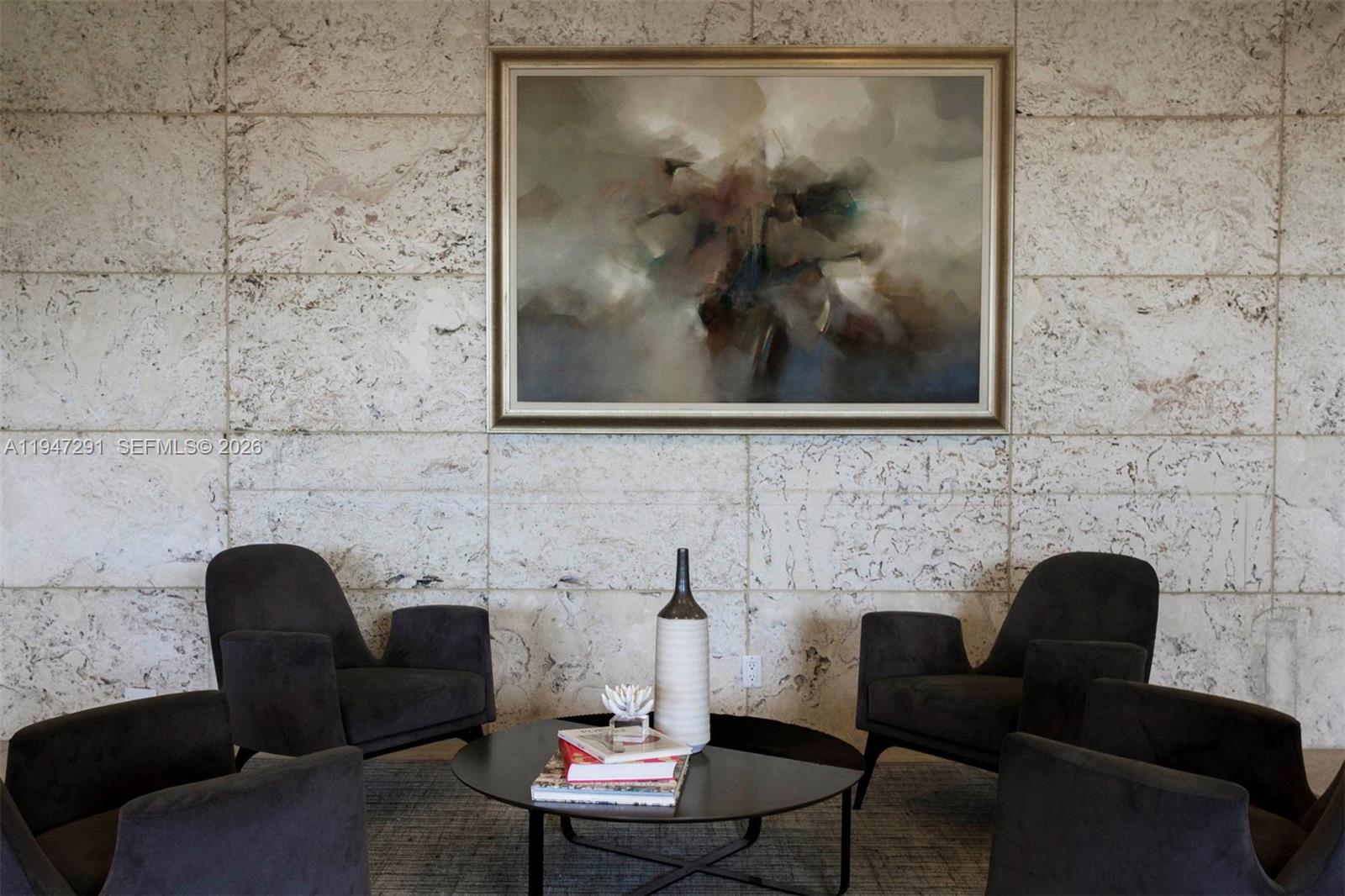 1000 W Island Blvd #812, Aventura FL 33160