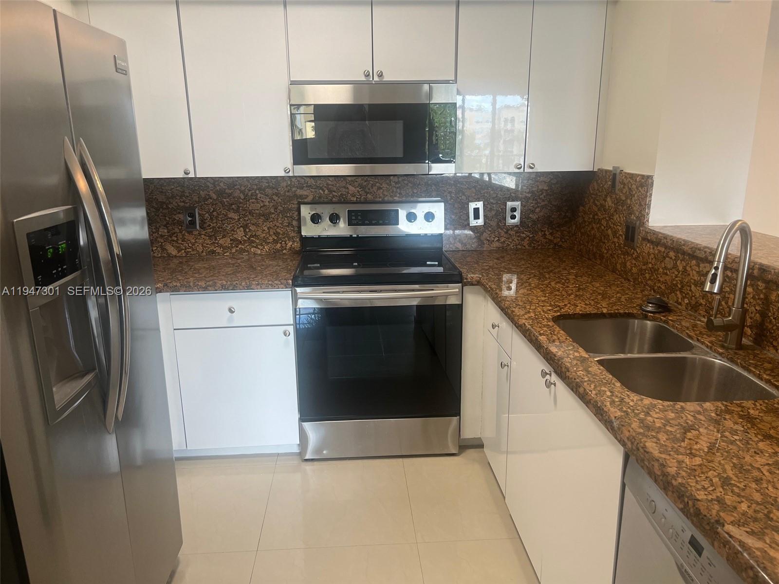 19555 E Country Club Dr #8505, Aventura FL 33180
