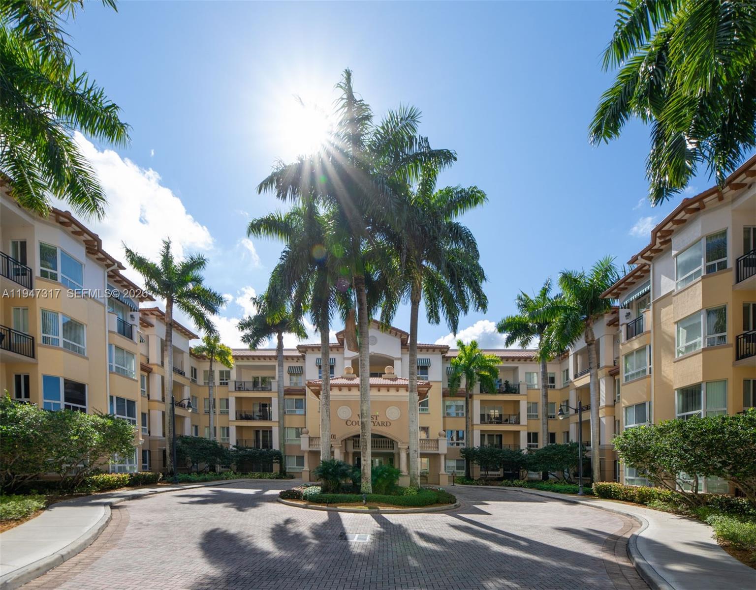 16101 Emerald Estates Dr #250, Weston FL 33331