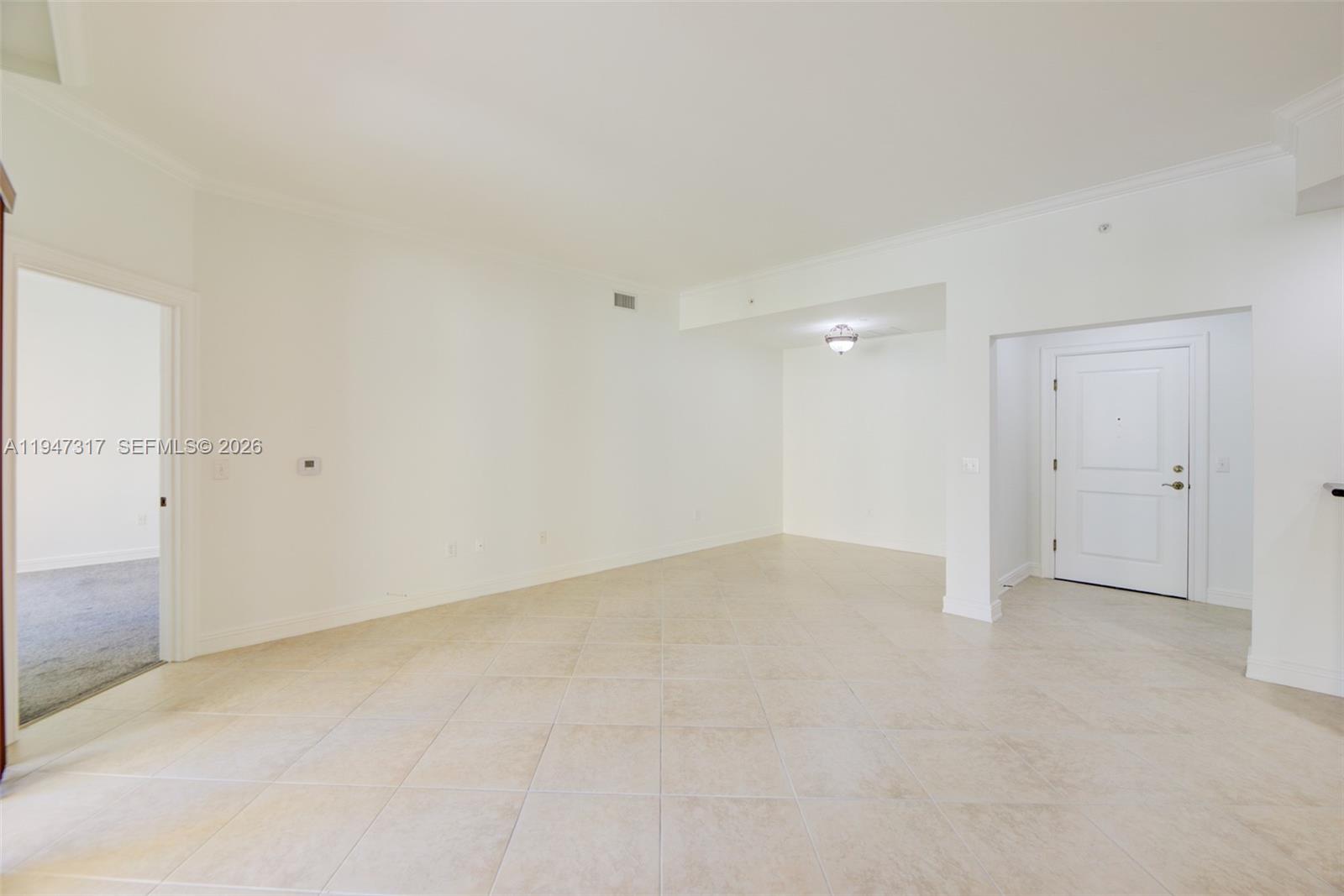 16101 Emerald Estates Dr #250, Weston FL 33331