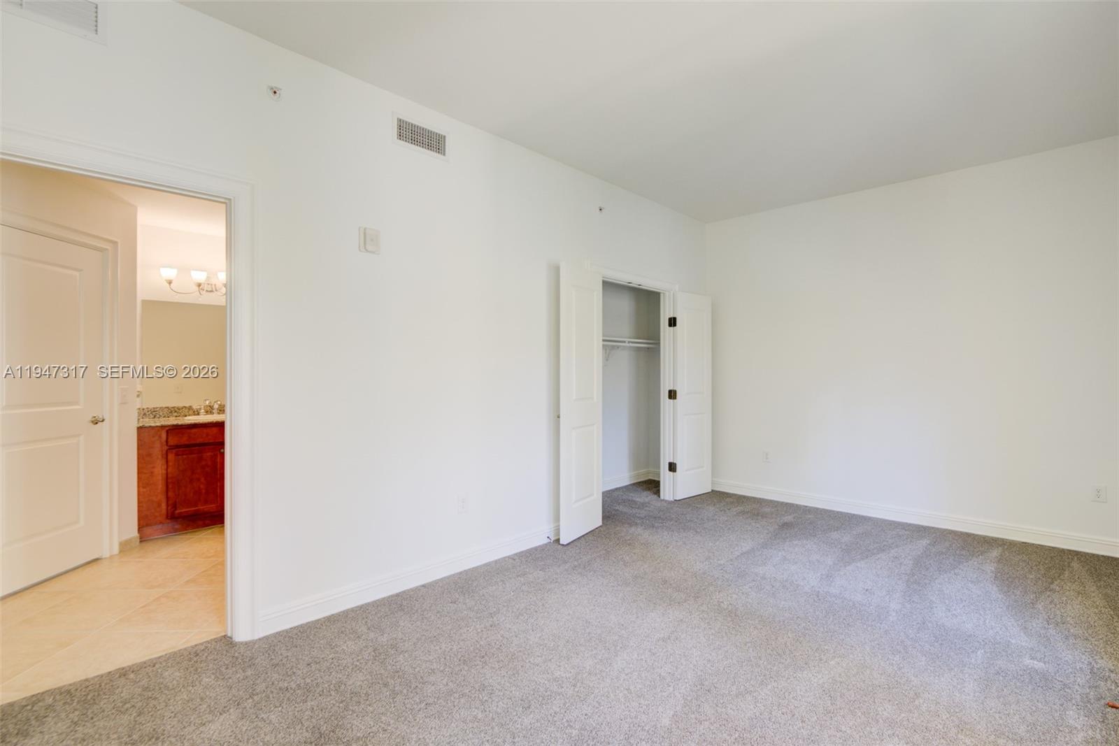 16101 Emerald Estates Dr #250, Weston FL 33331