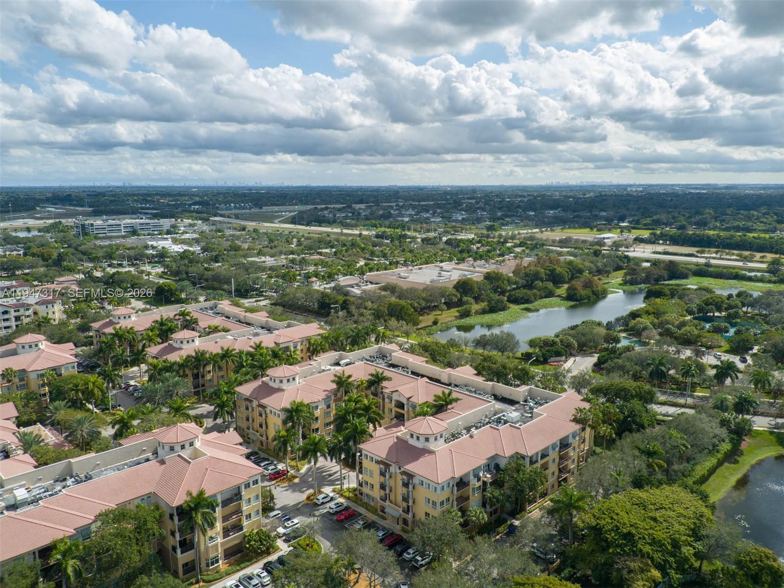 16101 Emerald Estates Dr #250, Weston FL 33331