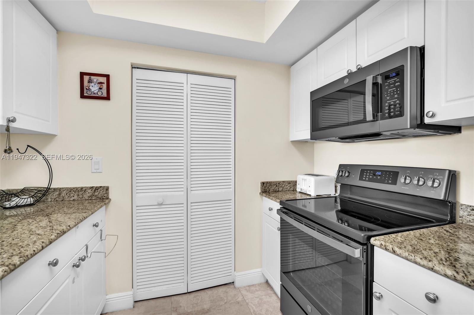 19501 W Country Club Dr #505, Aventura FL 33180