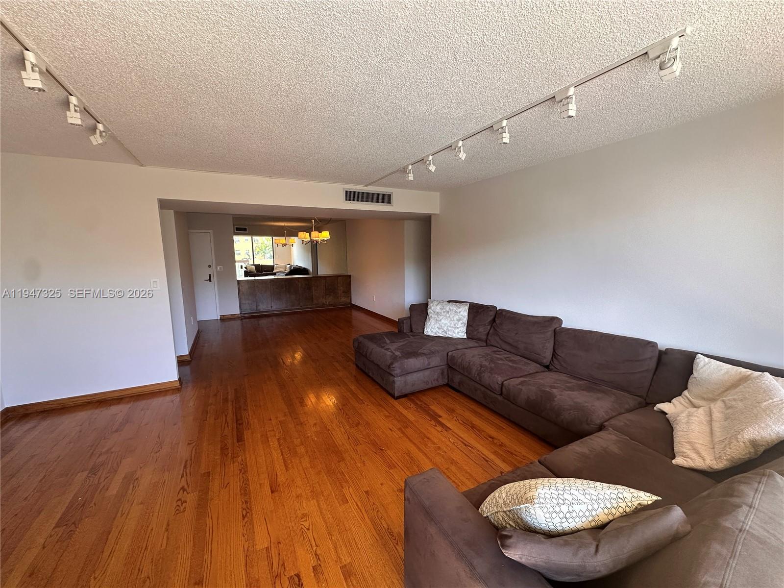 600 Biltmore Way #318, Coral Gables FL 33134