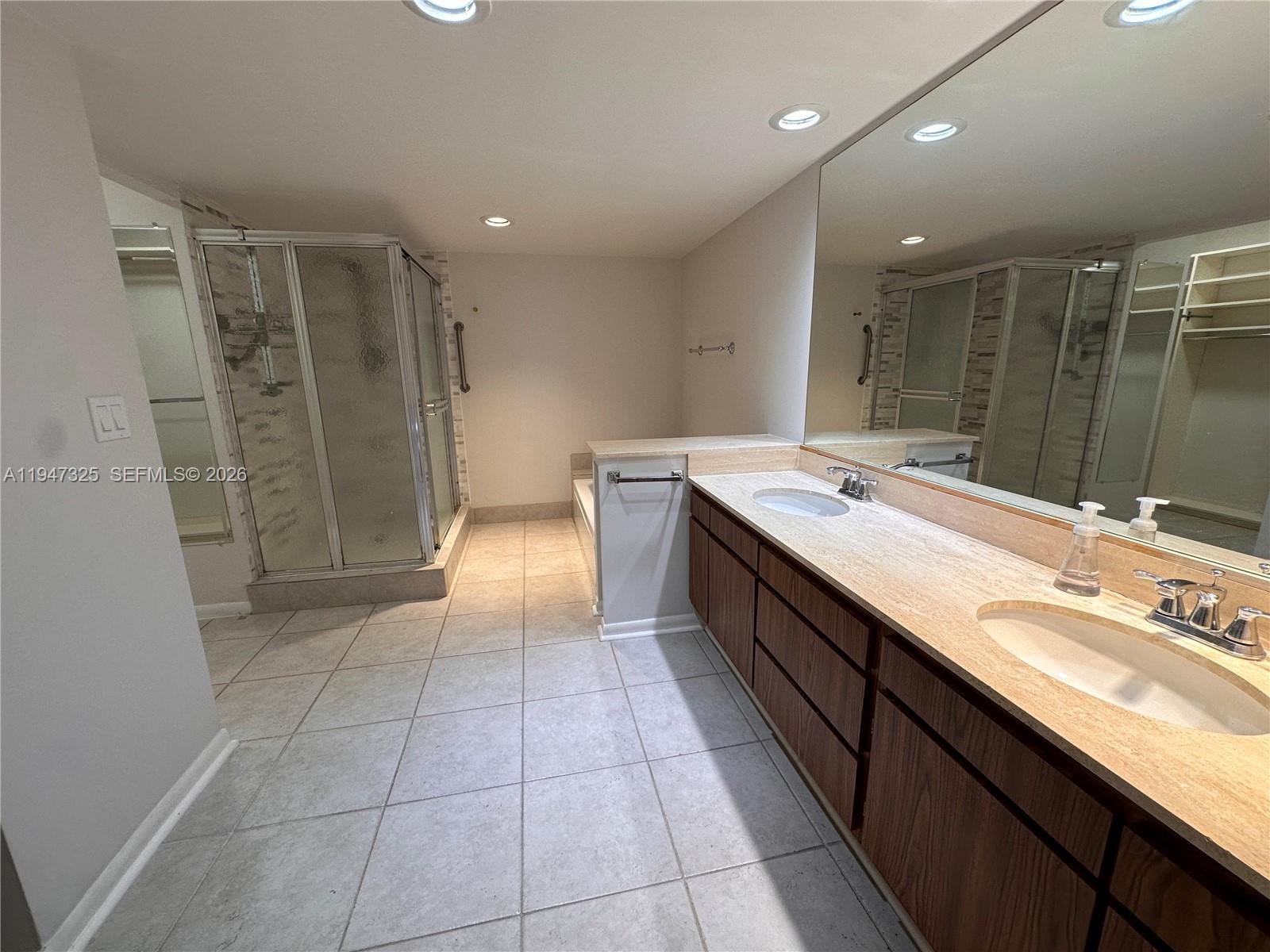 600 Biltmore Way #318, Coral Gables FL 33134