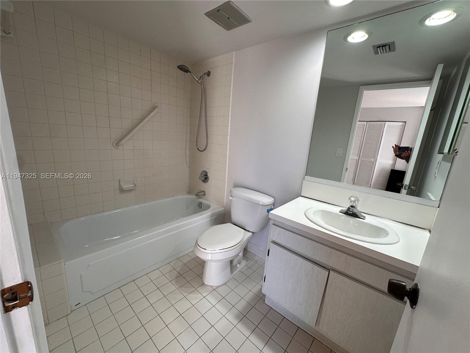 600 Biltmore Way #318, Coral Gables FL 33134