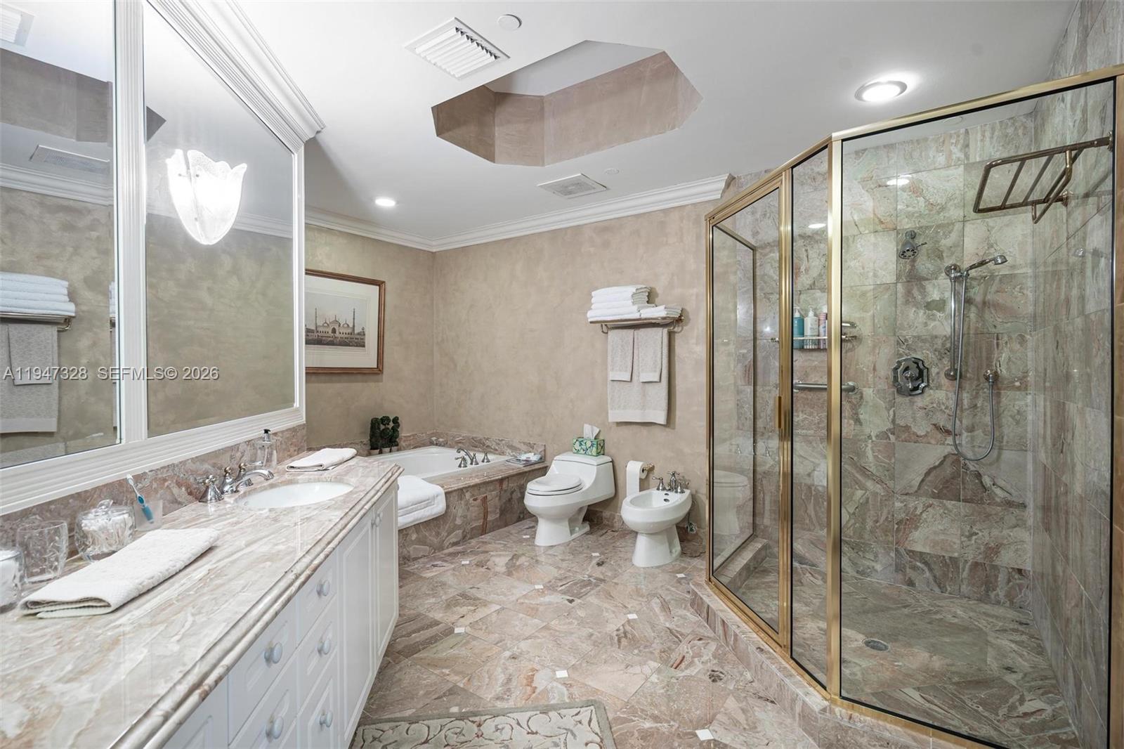 9595 Collins Ave #NPHD, Surfside FL 33154