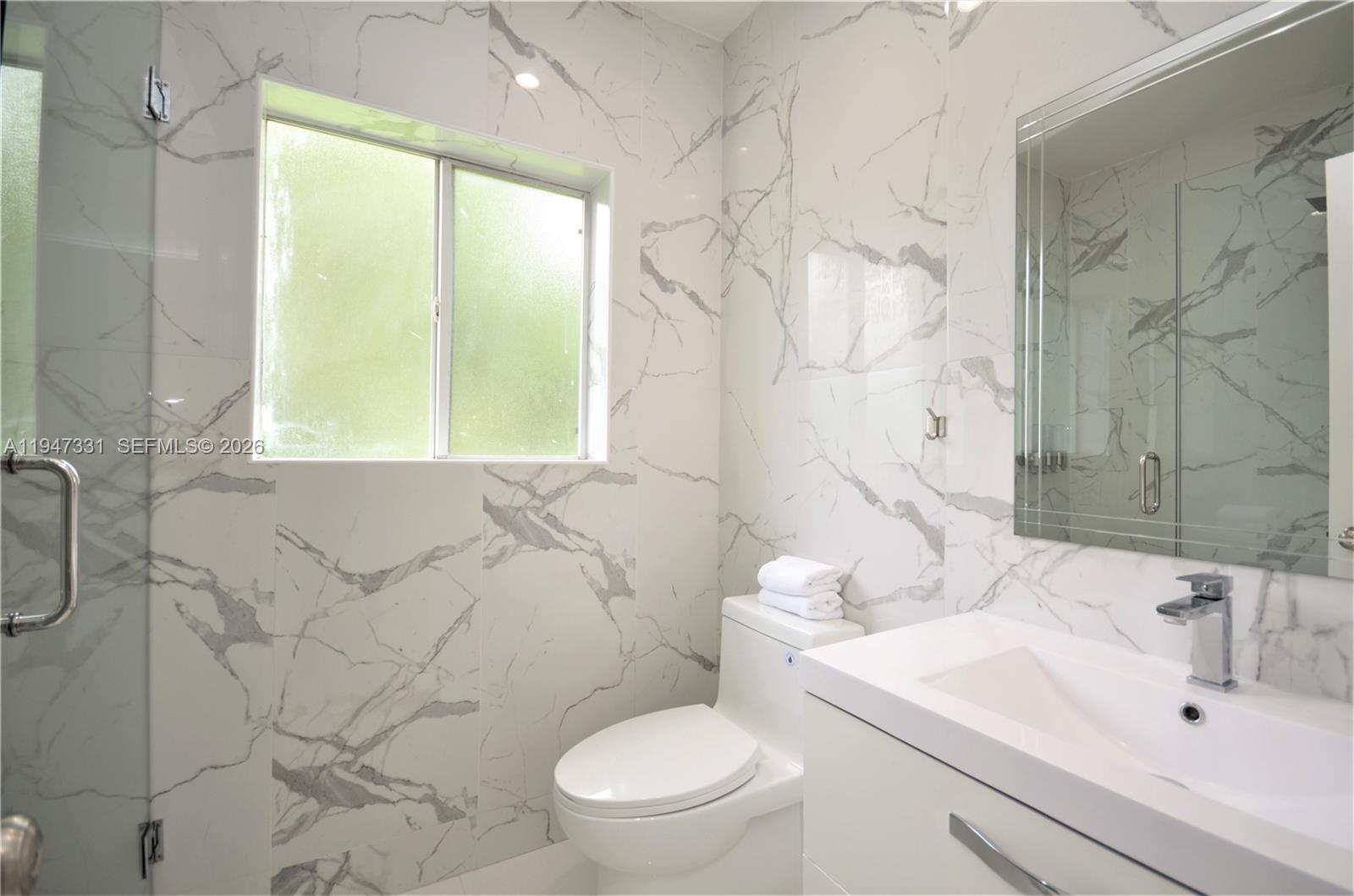 1549 Catalonia Ave, Coral Gables FL 33134