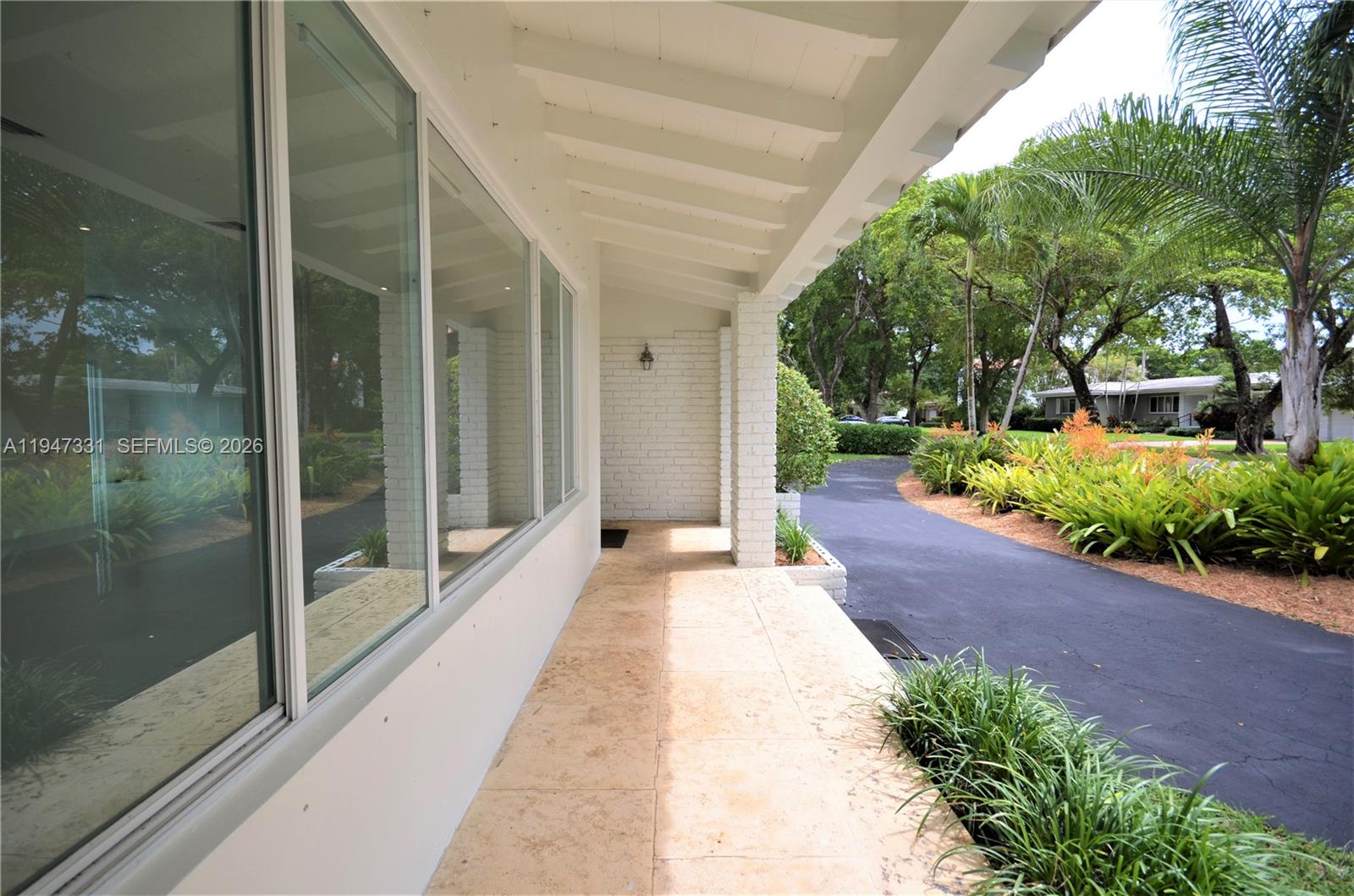 1549 Catalonia Ave, Coral Gables FL 33134