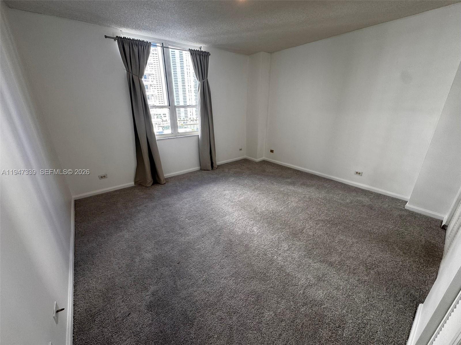 701 Brickell Key Blvd #1208, Miami FL 33131