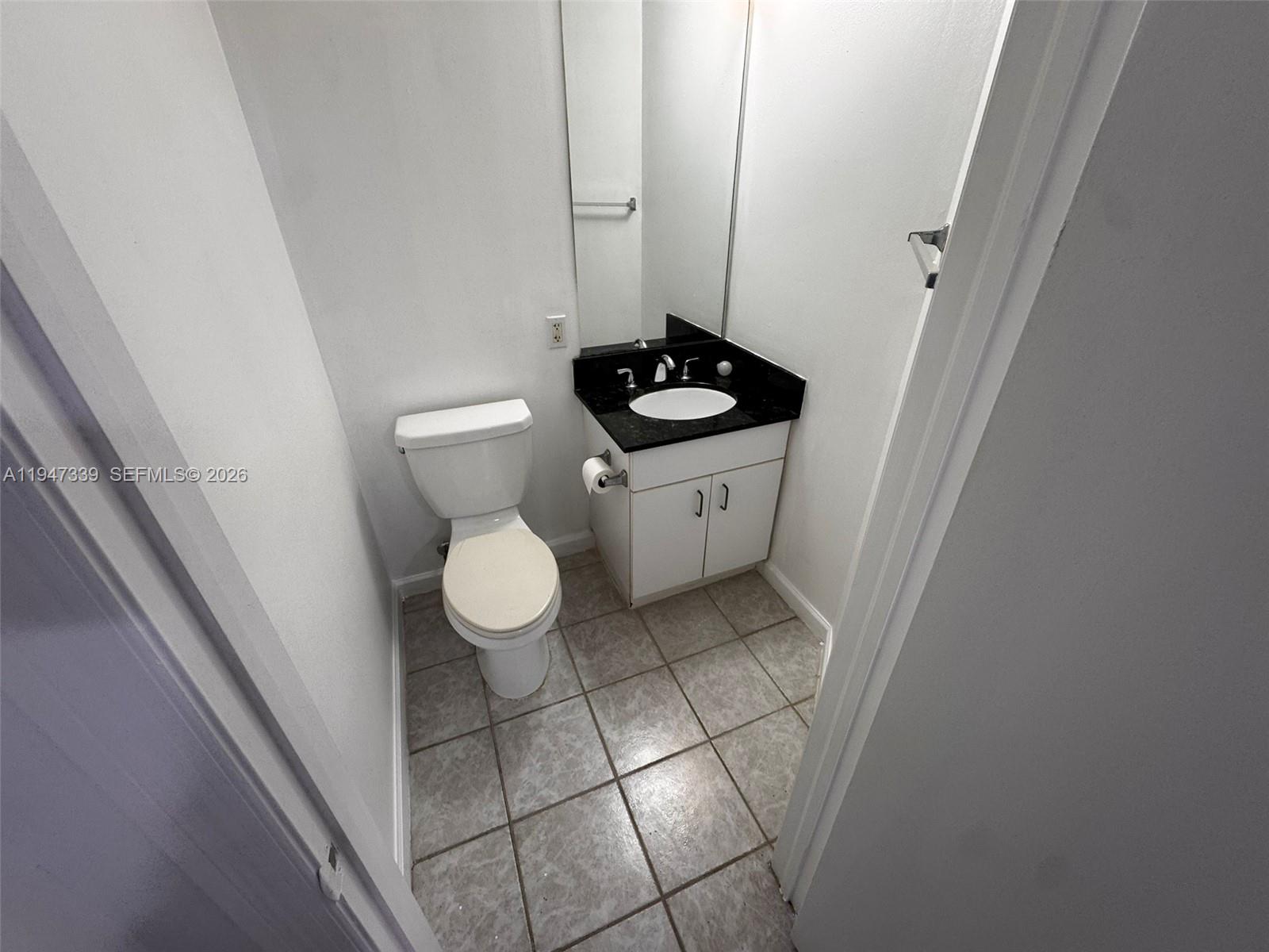 701 Brickell Key Blvd #1208, Miami FL 33131