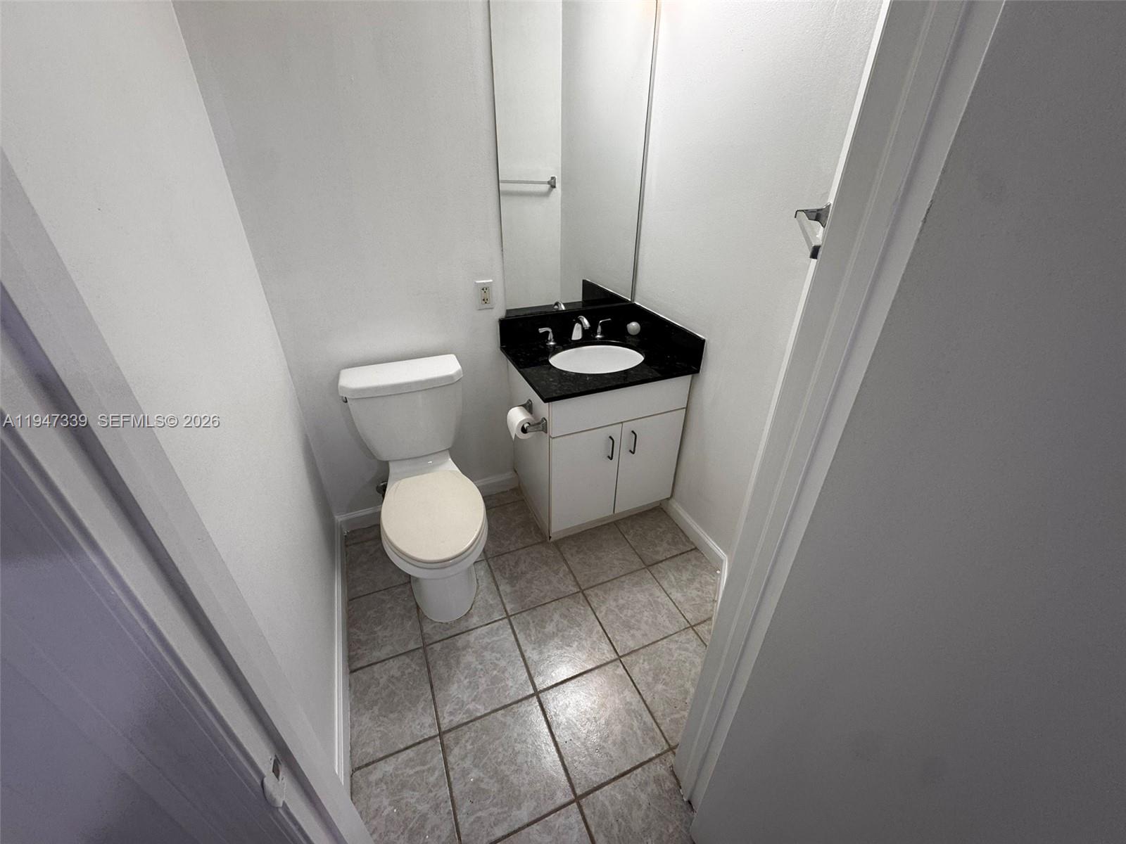 701 Brickell Key Blvd #1208, Miami FL 33131