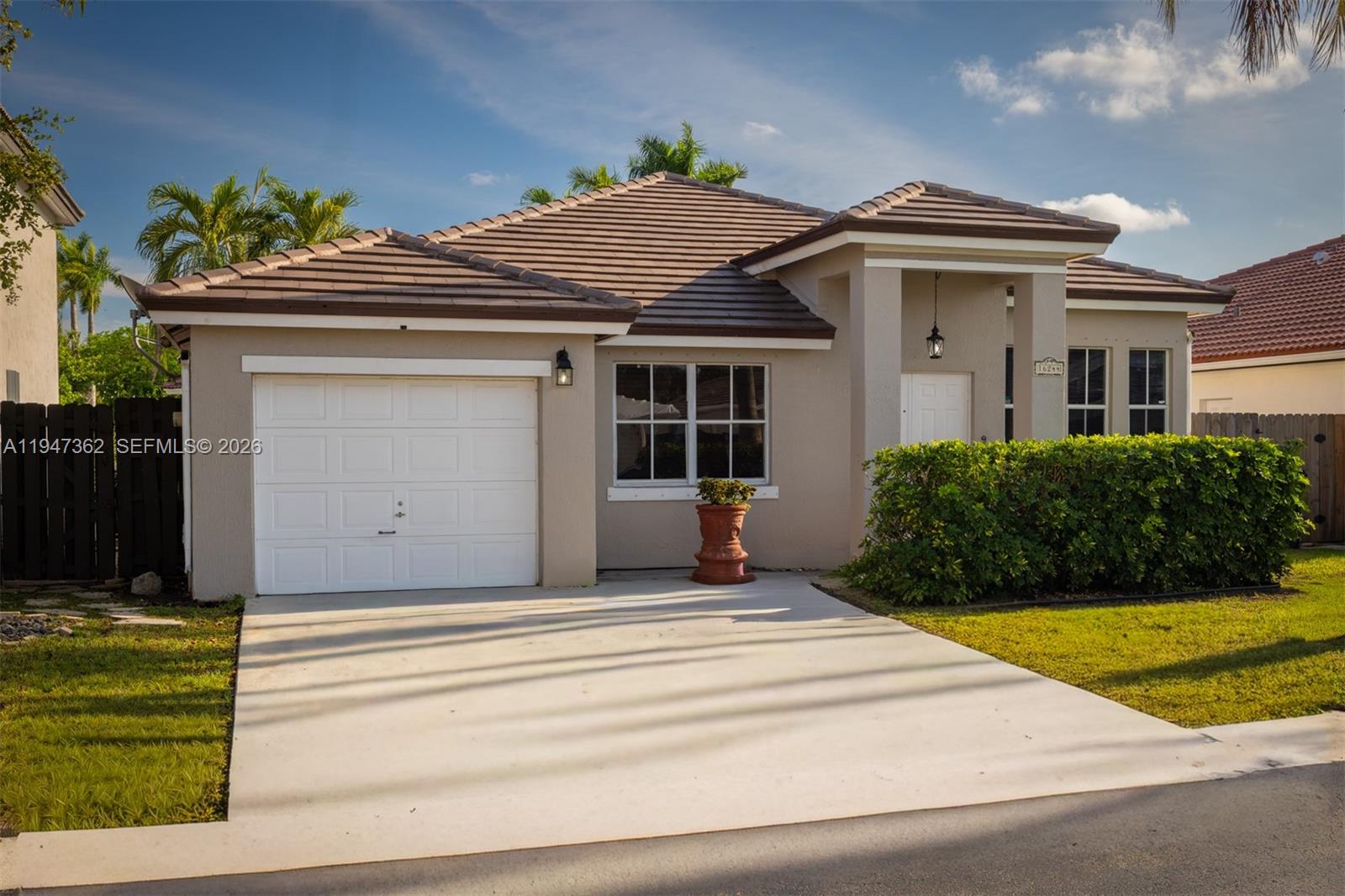 16244 SW 81st St, Miami FL 33193