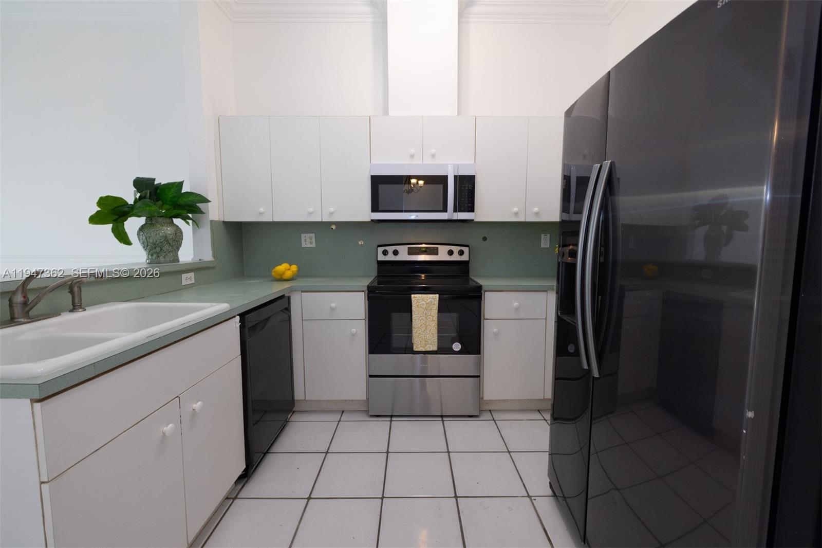 16244 SW 81st St, Miami FL 33193
