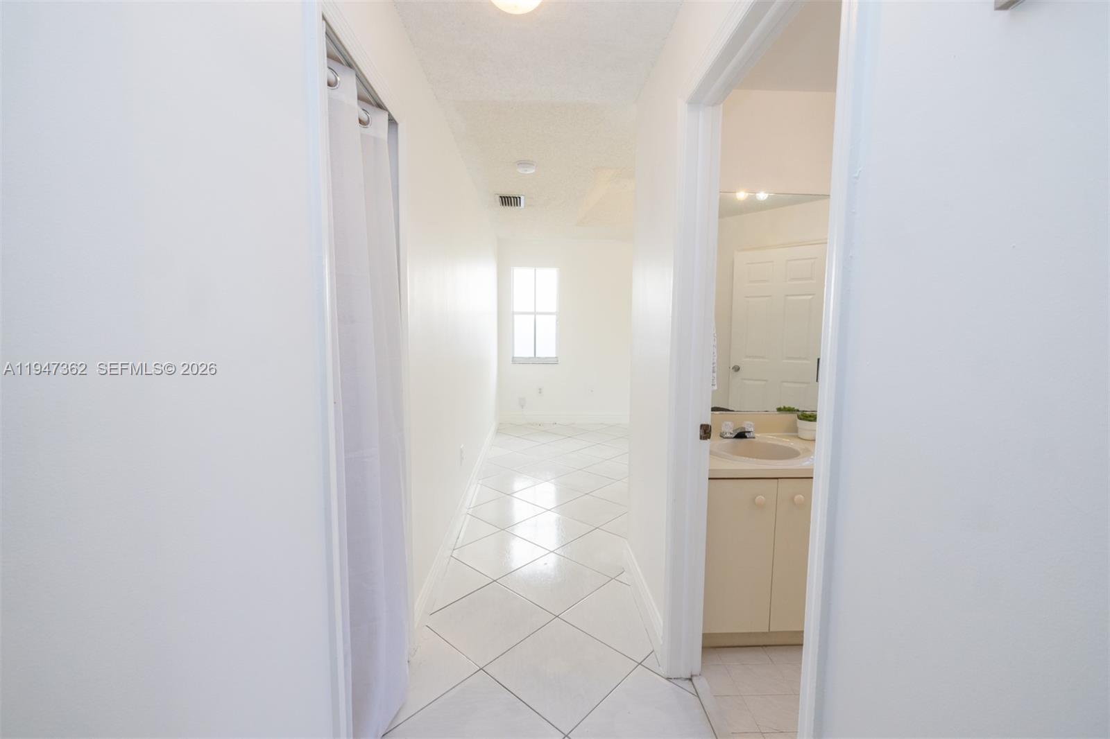 16244 SW 81st St, Miami FL 33193